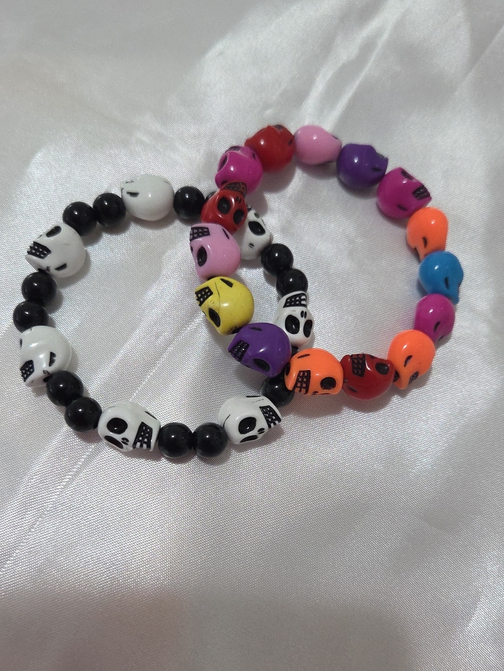 2 Pcs Kids Skull Bead Stretch Bracelets - Multicolor